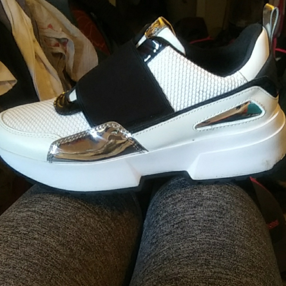 michael kores shoes